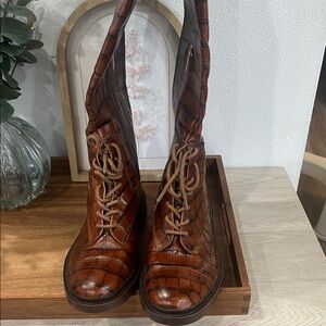 VC Siridola Brown Croc Embossed Leather Knee High Boots Lace Up Zip 7.5
